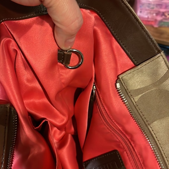 Signature C Tan & Brown Sateen Leather Coach Purse 🤎 - Picture 15 of 16